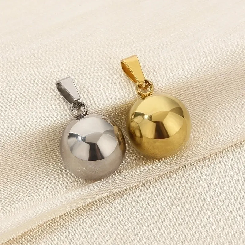 1 Piece Simple Style Classic Style Round Titanium Steel Polishing Pendant Jewelry Accessories