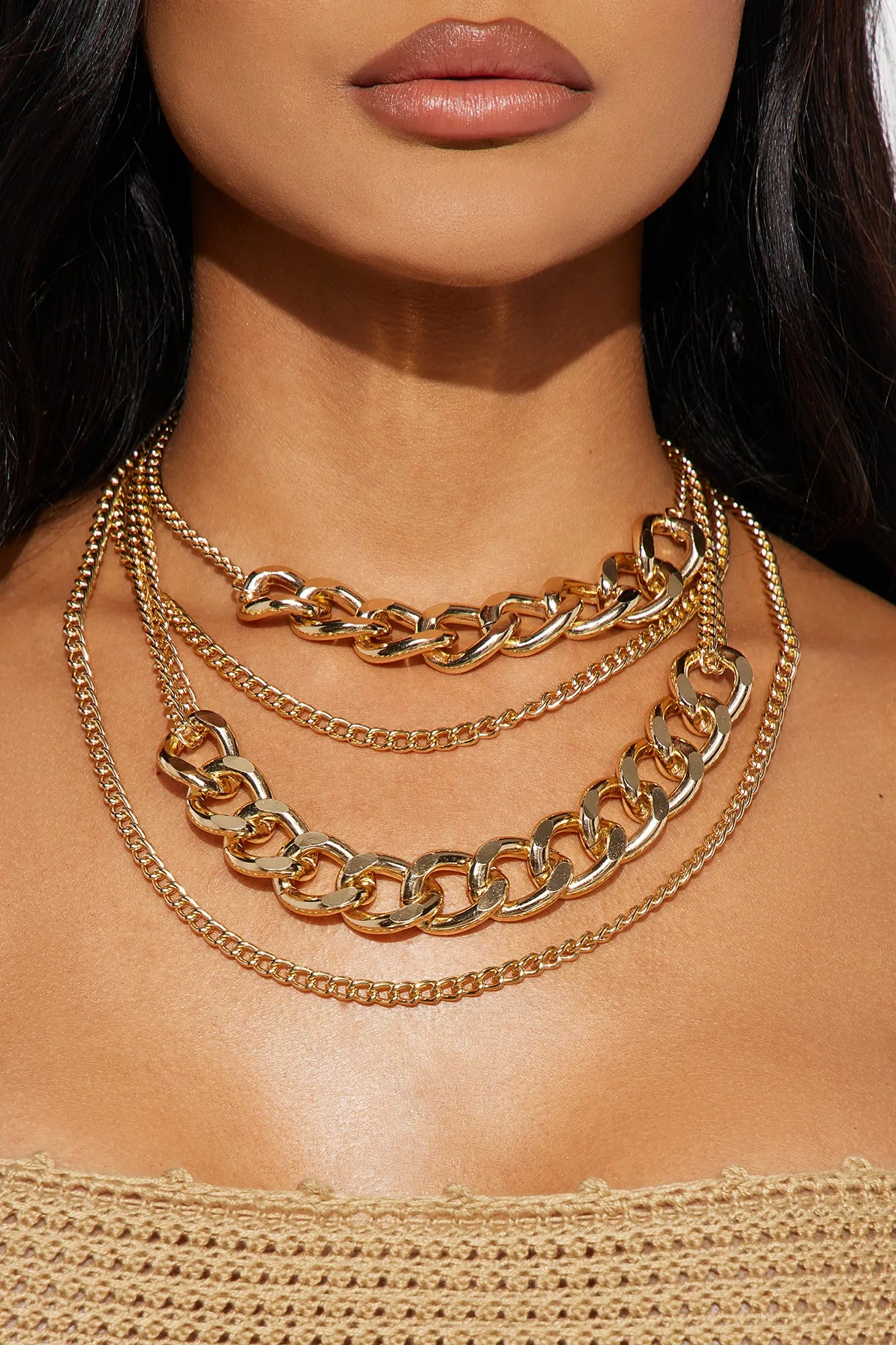 Allure Me Necklace - Gold