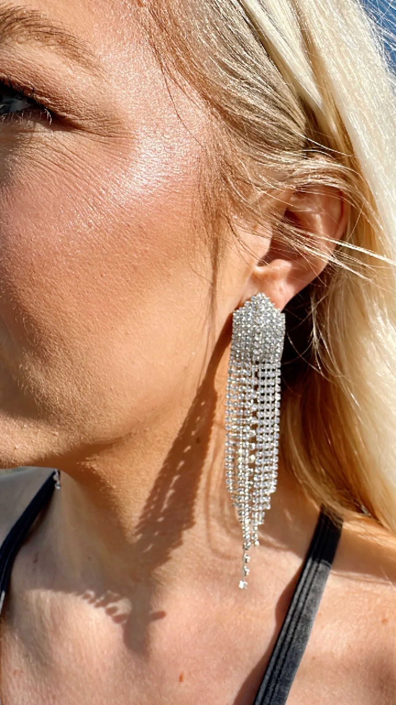 AS SEEN ON KRISTA HORTON!! Crystal Multi Chandelier Drop Earring