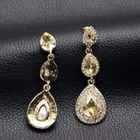 Classique Champagne Triple Crystal Drop Dangling Earrings for Woman