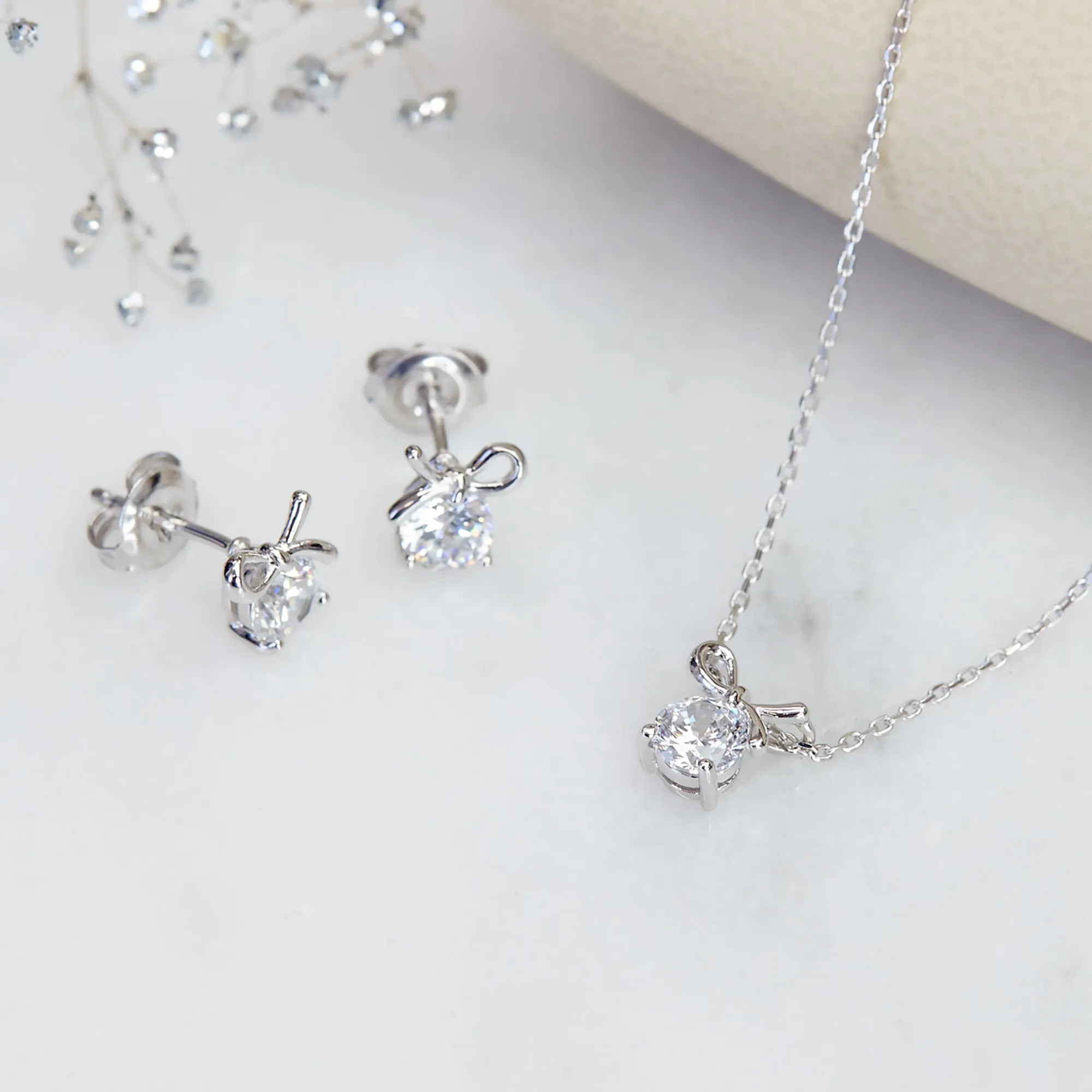 Eclat Ribbonette: Exquisite Sterling Silver Set