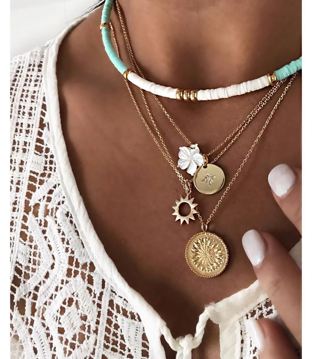 Fashion Bohemia Soft Clay Shell Star Sun Pendant Chain Layered Necklace for Women Girls Summer Beach Simple Layered Necklace