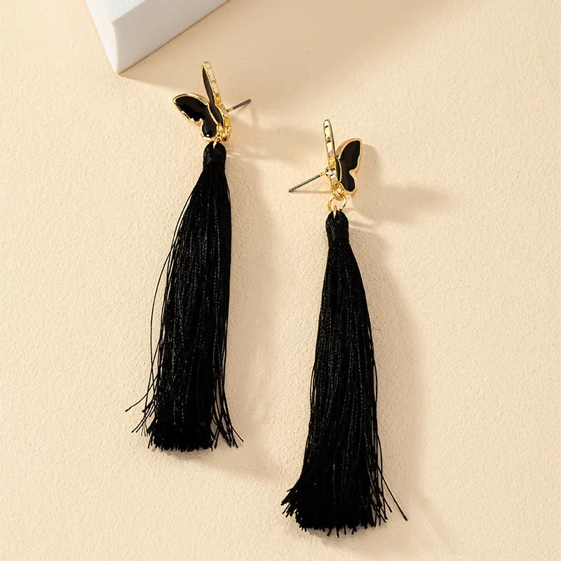 Glamorous Vienna Verve Metal Tassel Earrings with Exquisite Design and Luxurious Appeal