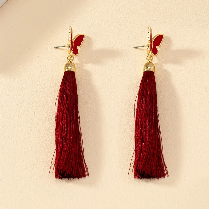 Glamorous Vienna Verve Metal Tassel Earrings with Exquisite Design and Luxurious Appeal