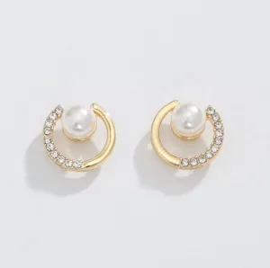 Gold & Pearl Earrings