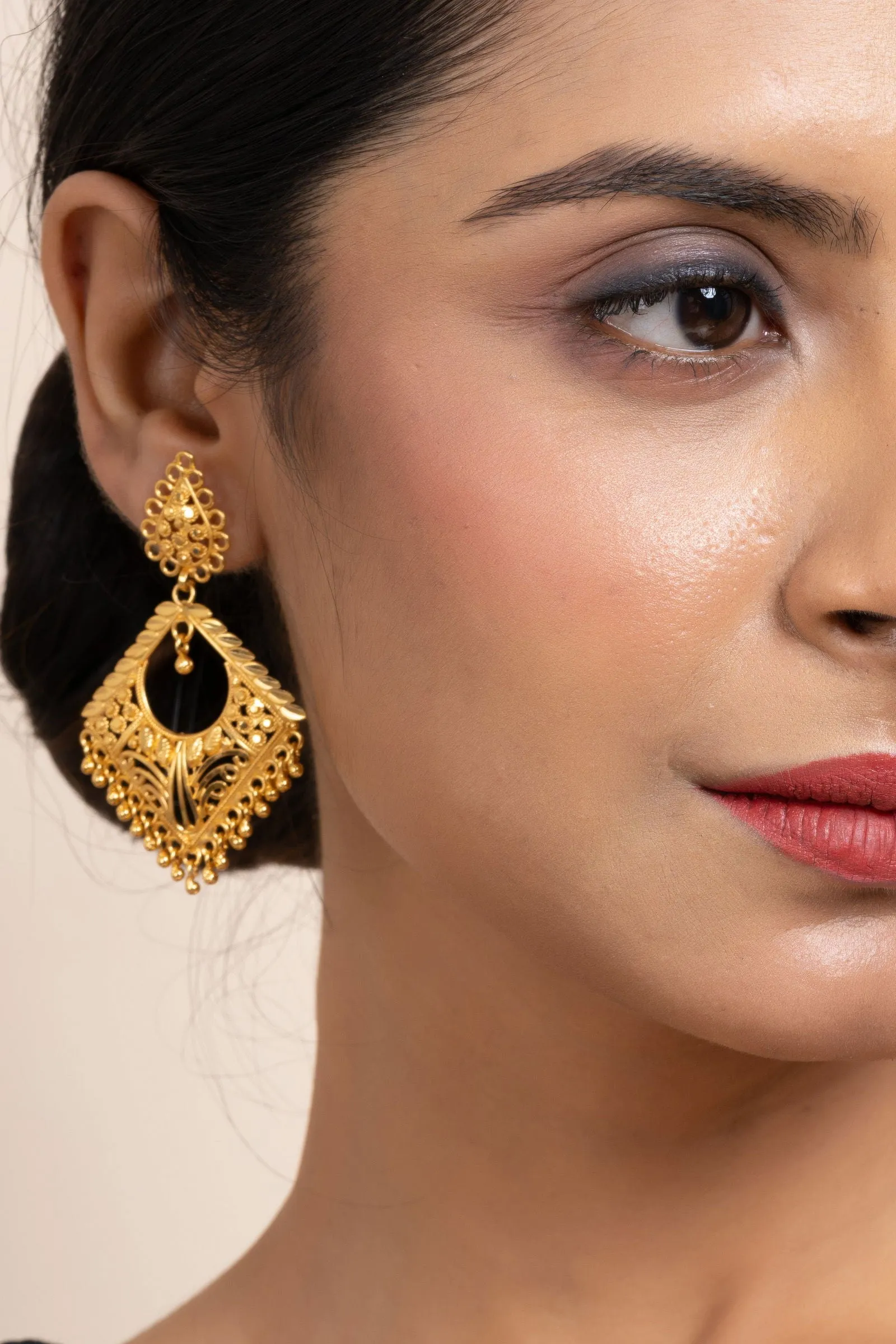 Gold Plated Cutwork Drop Stud Earrings - Exquisite Jewelry for Every Occasion