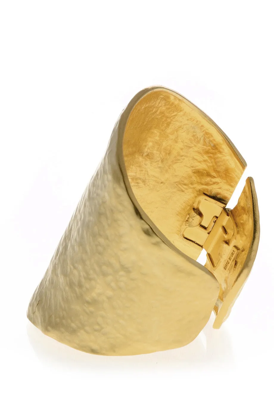 KENNETH JAY LANE YVAINE Hammered Brass Cuff