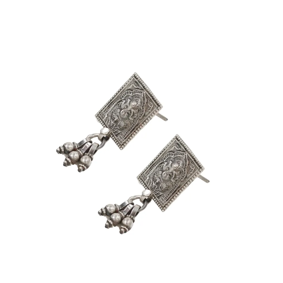 Ornate Elegance: Sangeeta Boochra Signature Silver Earrings