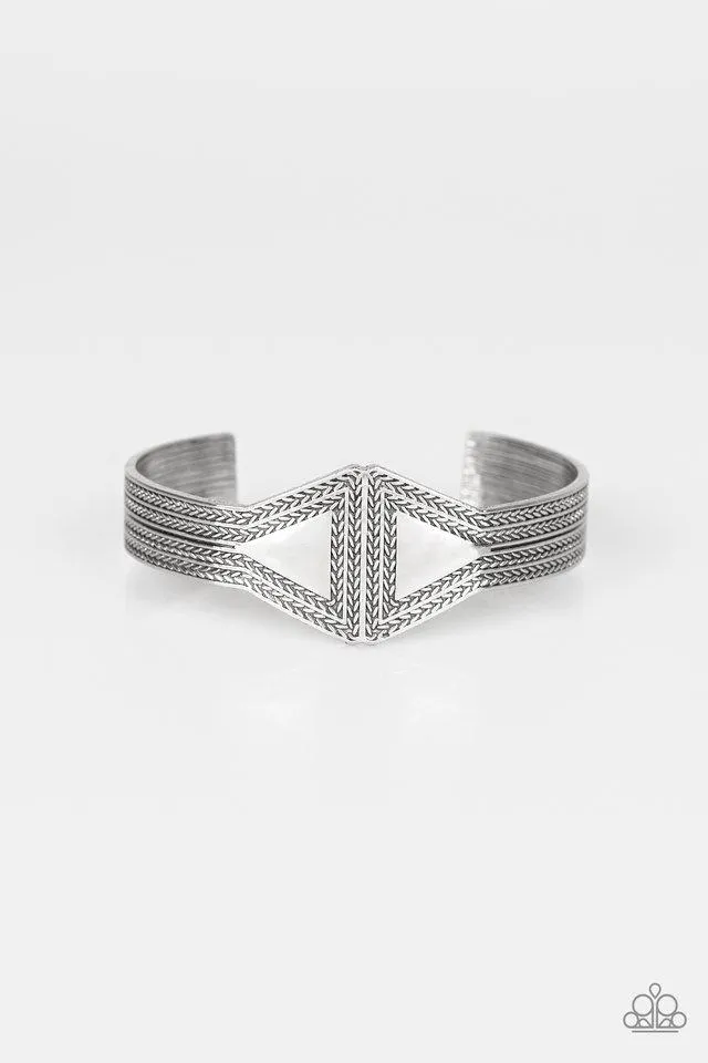 Paparazzi Bracelet ~ Zen Den - Silver