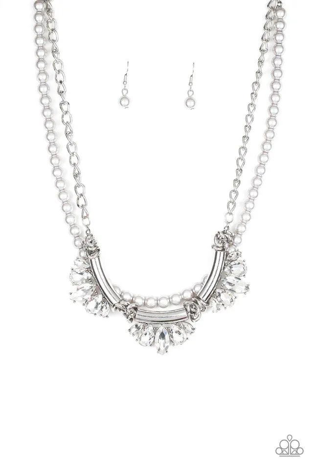 Paparazzi Necklace ~ Bow Before The Queen - Silver