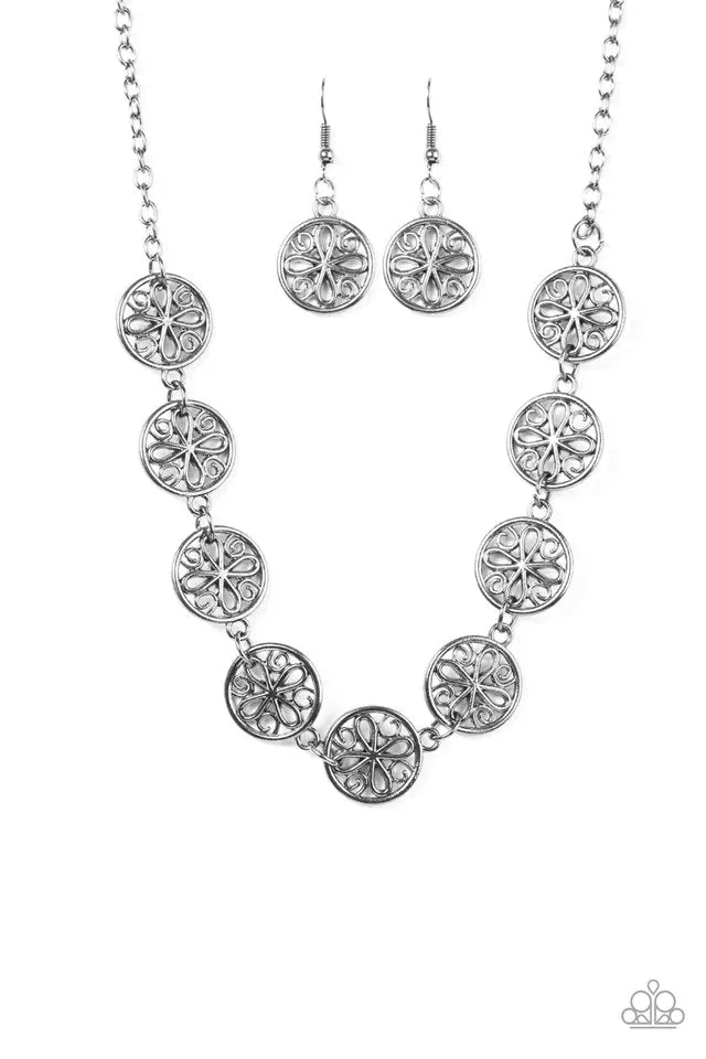 Paparazzi Necklace ~ I Can and I WHEEL! - Black