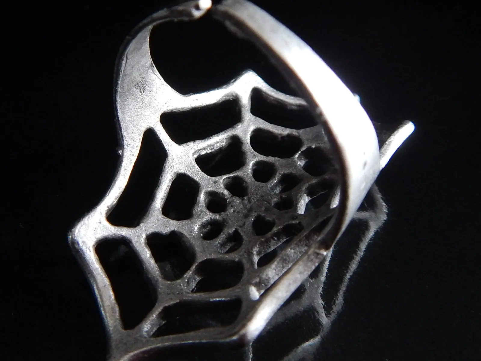 Spin your web silver plated ring