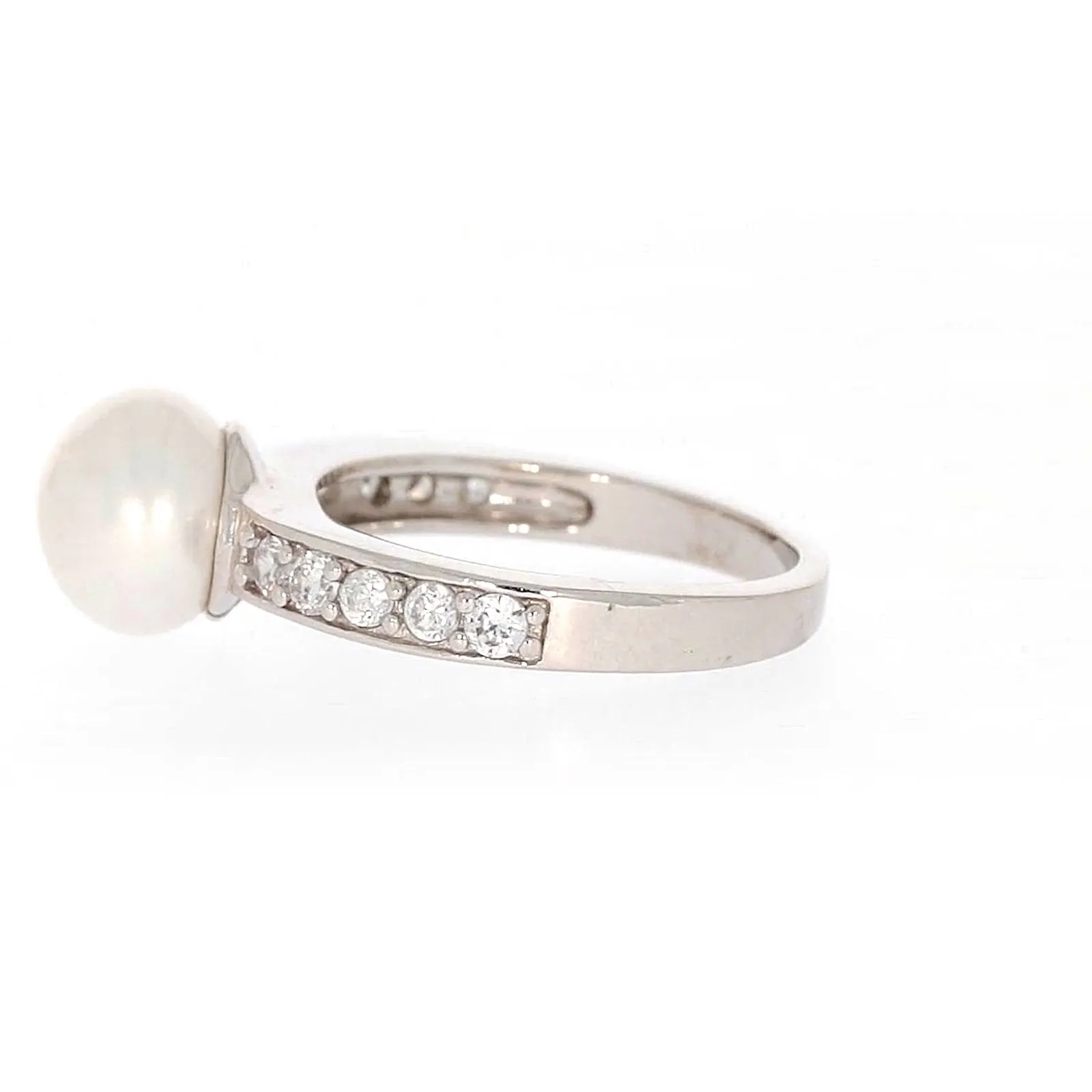 Sterling Silver 8-9mm Fresh Water Pearl and Cubic Zirconia Ring